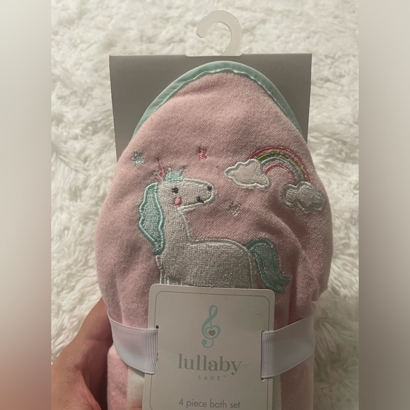 lullaby lane baby bath towel set - Picture 2 of 3